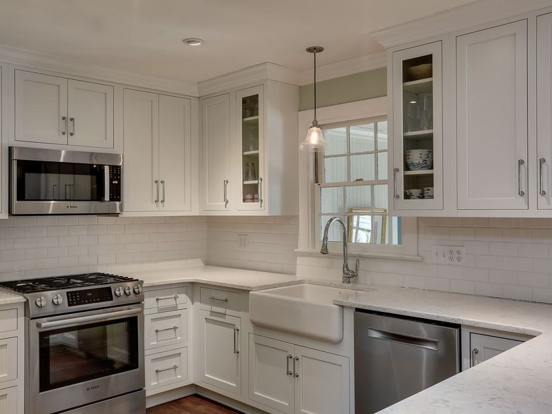 4305 Yadkin Dr, Raleigh, NC 27609