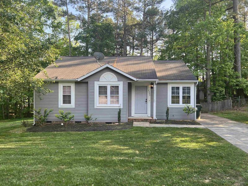 4306 Armitage Dr, Durham, NC 27703
