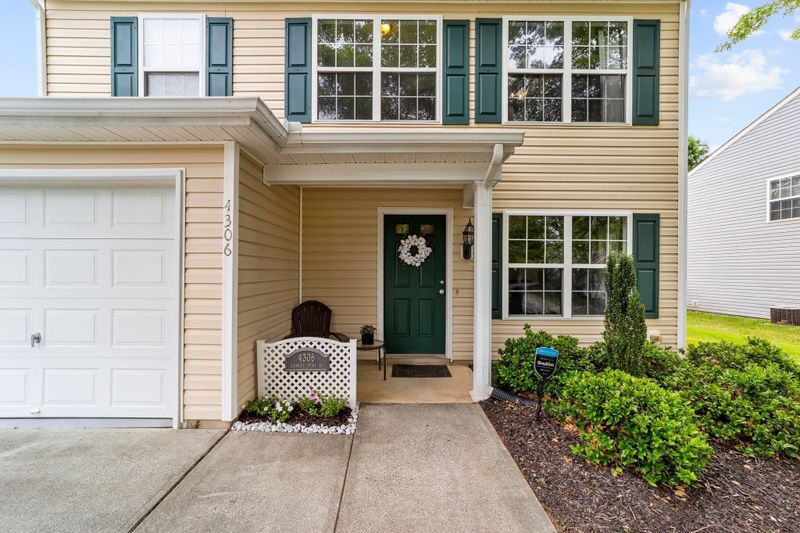 4306 Chimney Stone Rd, Durham, NC 27704