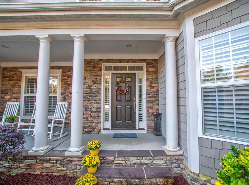 4307 Oakthorne Way, Raleigh, NC 27613