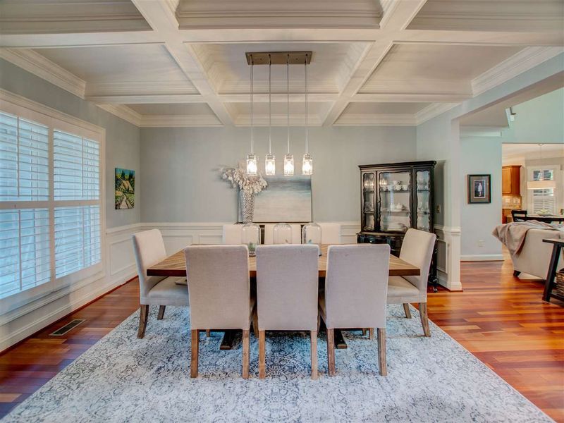 4307 Oakthorne Way, Raleigh, NC 27613