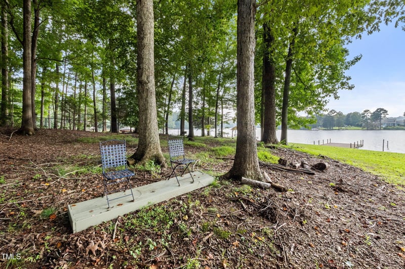 4308 Arrowhead Trl, Hillsborough, NC 27278