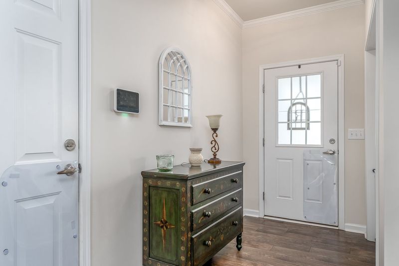 4308 Auburn Hills Dr, Raleigh, NC 27616