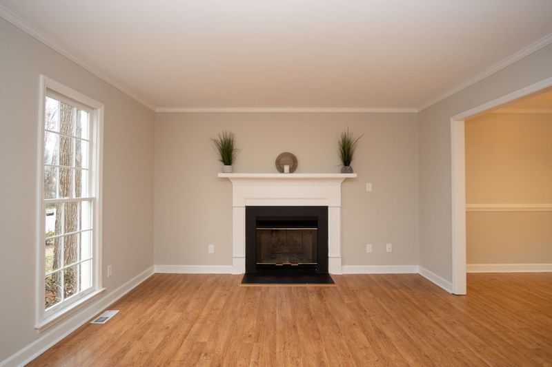 4308 Easthampton Dr, Raleigh, NC 27604