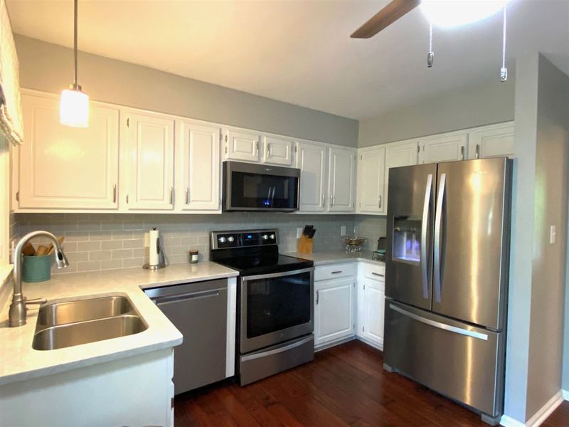 4308 New Brighton Dr, Apex, NC 27539