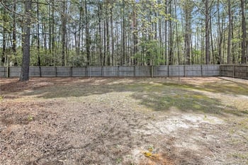 4309 Bridge St, Hope Mills, NC 28348