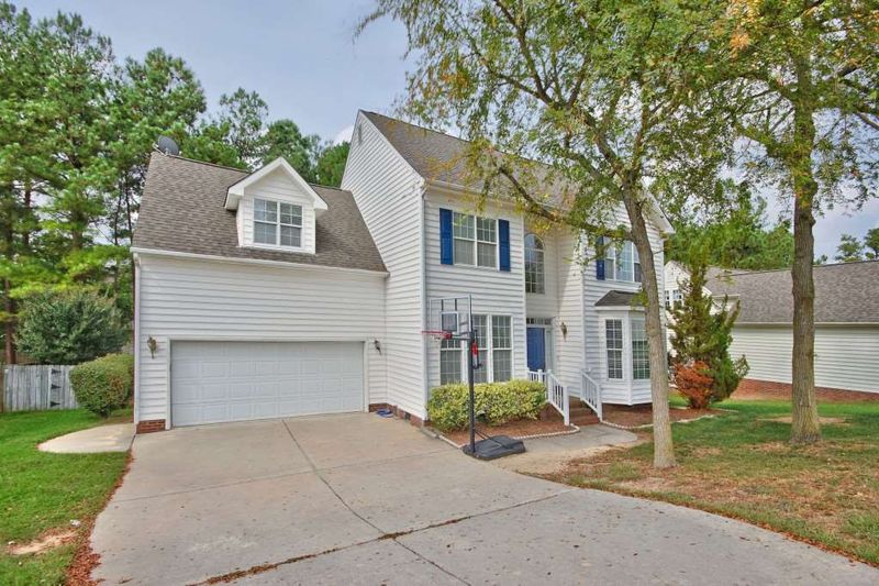 4309 Gallatree Ln, Raleigh, NC 27616