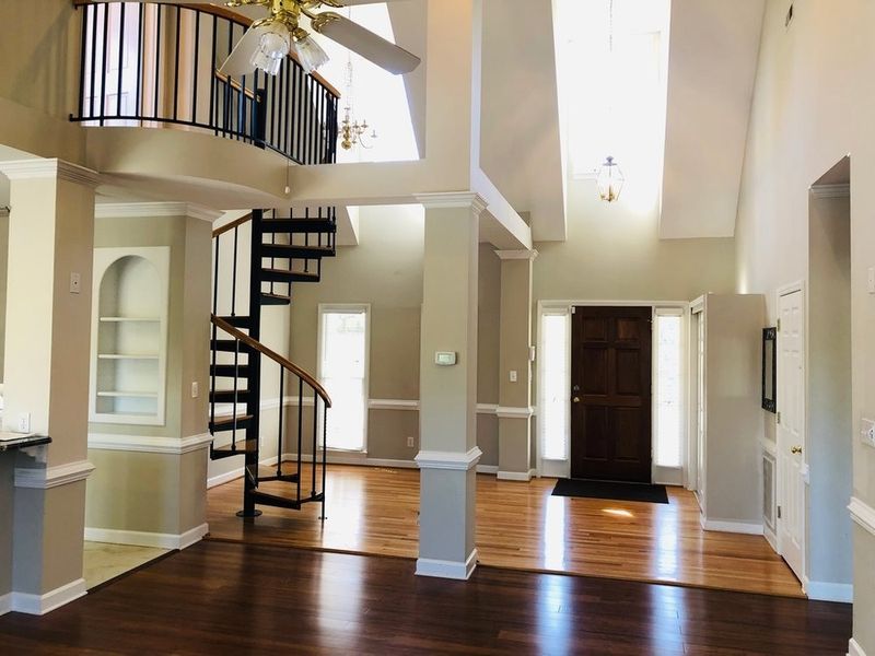 4309 Willow Lake Rd, Raleigh, NC 27616