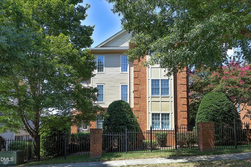 431 W Barbee Chapel Rd, Chapel Hill, NC 27517