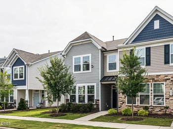 431 Channel Drop Dr, Clayton, NC 27520