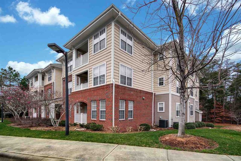 431 Glencrest Pl #46, Chapel Hill, NC 27514