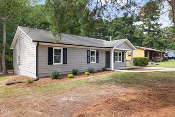 431 Princess Anne Dr, Durham, NC 27703