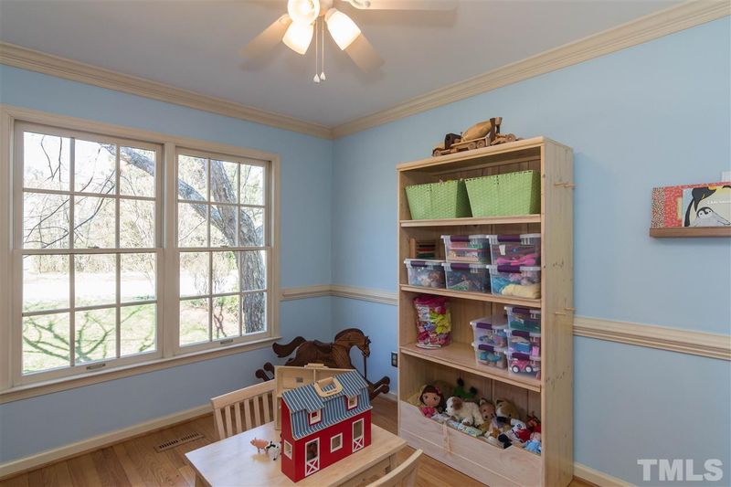 431 Tall Oaks Dr, Durham, NC 27713
