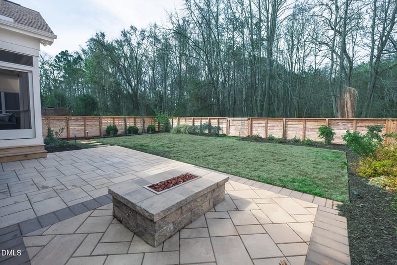 431 Wyndham Dr, Chapel Hill, NC 27516