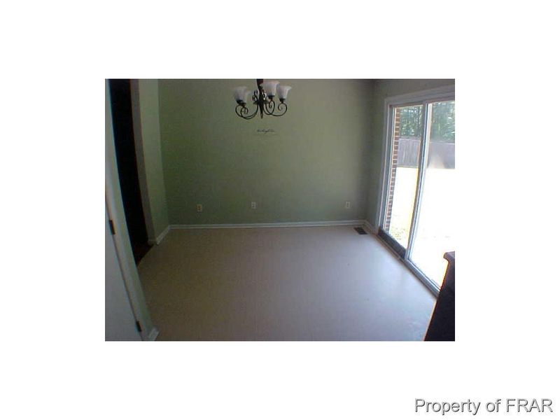 4311 Bridge St, Hope Mills, NC 28348