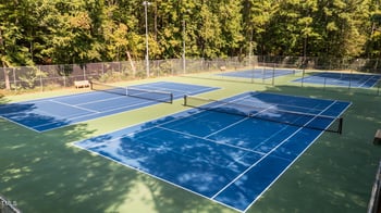 4311 Kaplan Dr, Raleigh, NC 27606