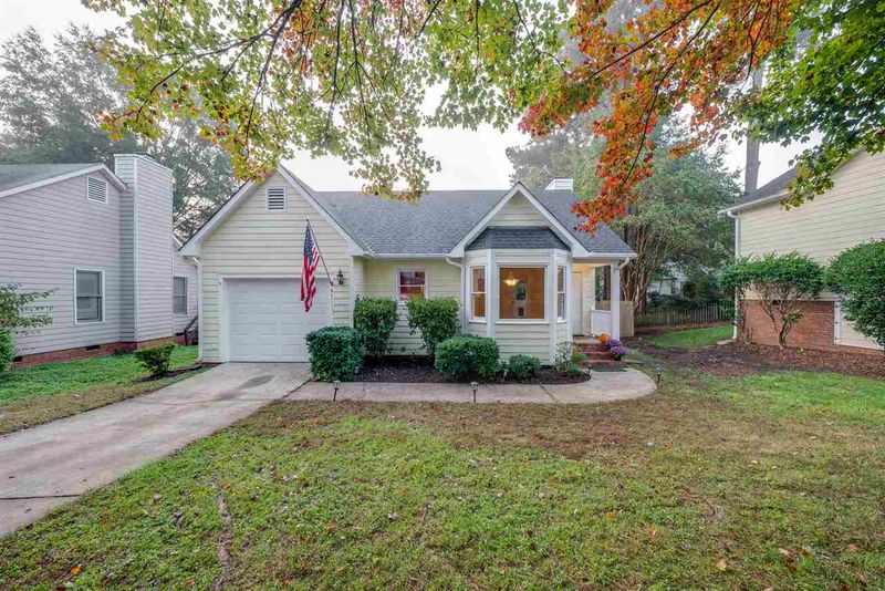 4311 Loch Harbour Ln, Raleigh, NC 27606