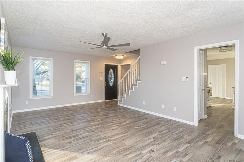 4312 Buckhurst Dr, Hope Mills, NC 28348