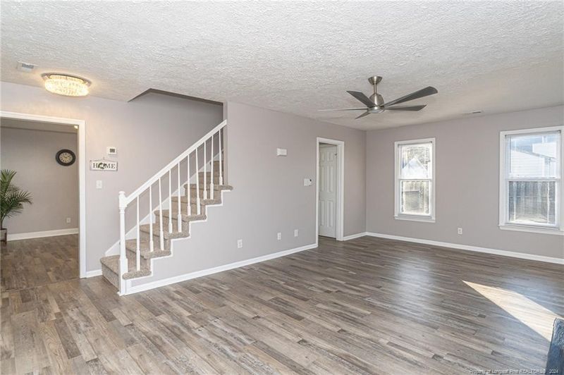 4312 Buckhurst Dr, Hope Mills, NC 28348