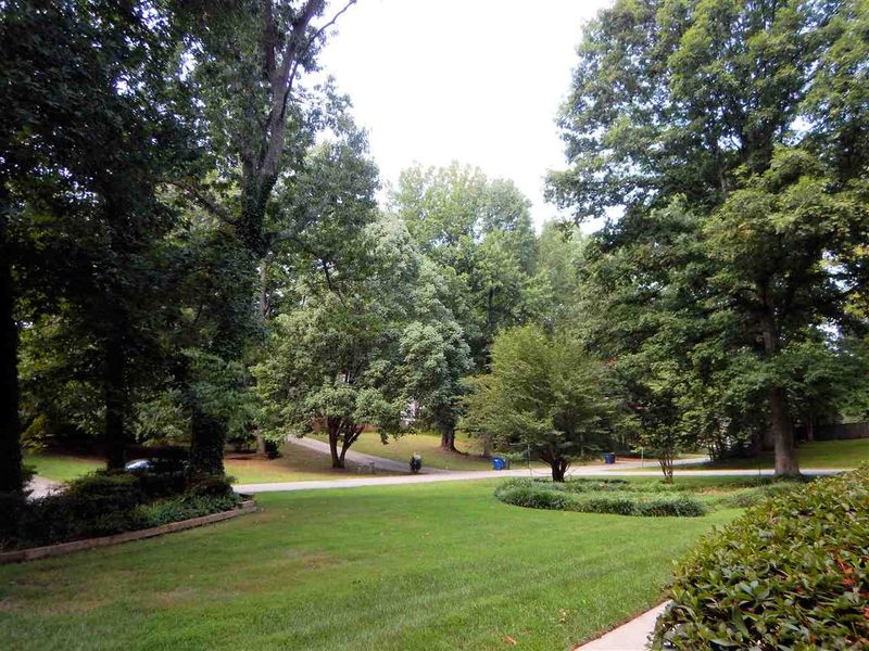 4312 Pike Rd, Raleigh, NC 27613