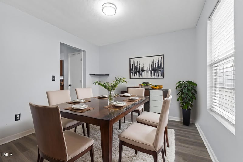 4312 Viewmont Dr, Raleigh, NC 27610