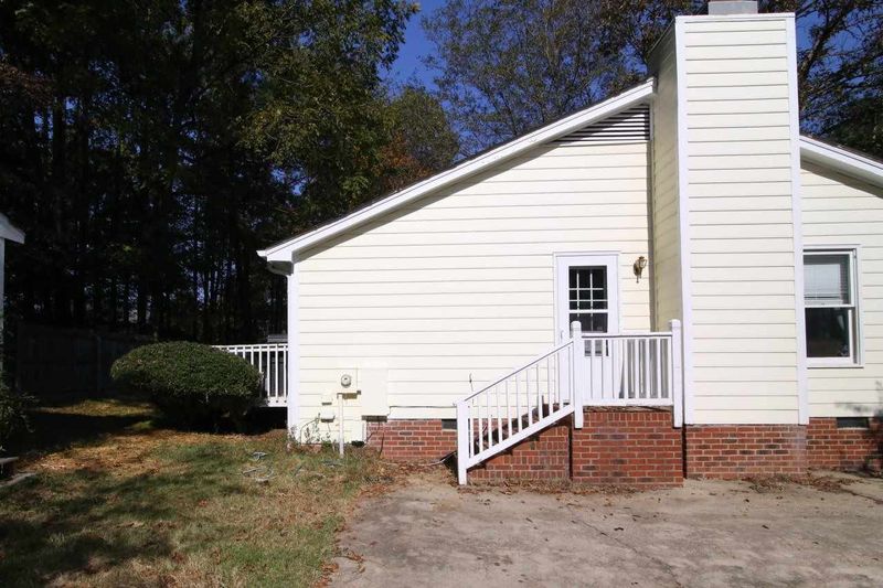 4313 Peacock Pl, Raleigh, NC 27616