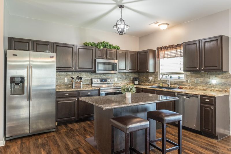 4314 Bay Rum Ln, Raleigh, NC 27610
