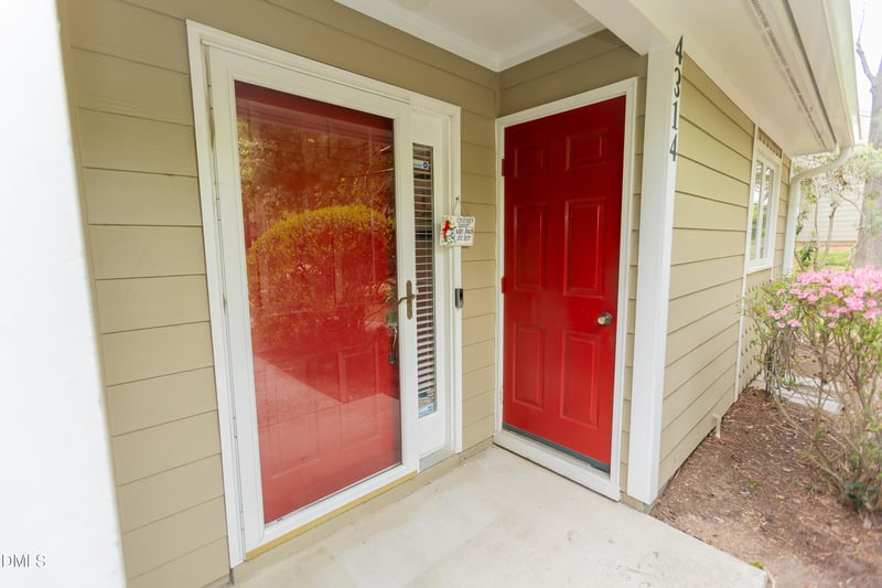4314 Pin Oak Dr, Durham, NC 27707