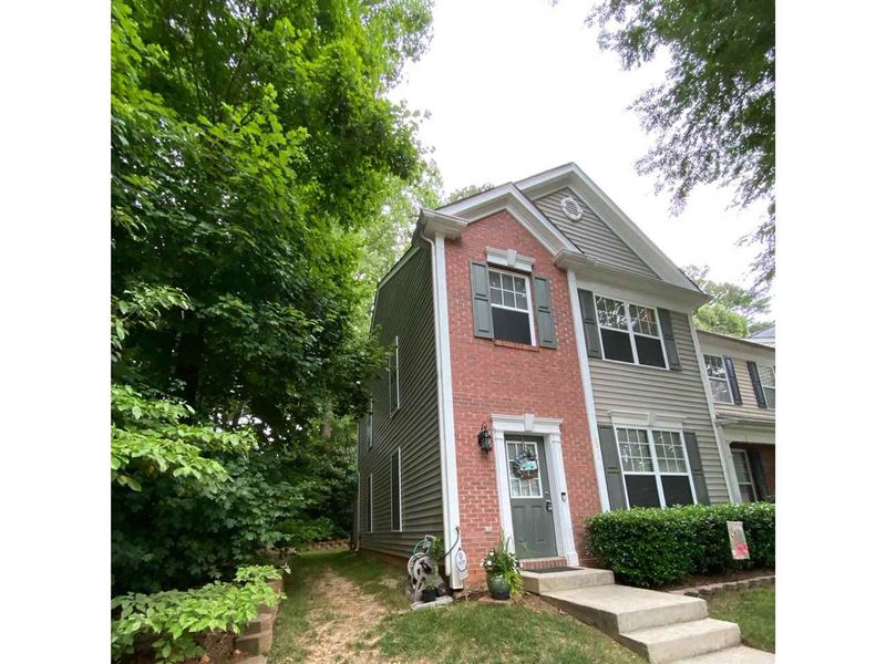 4314 Vienna Crest Dr, Raleigh, NC 27613
