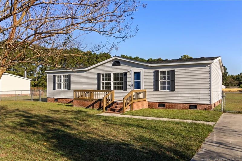 4315 Frontier Ave, Fayetteville, NC 28312