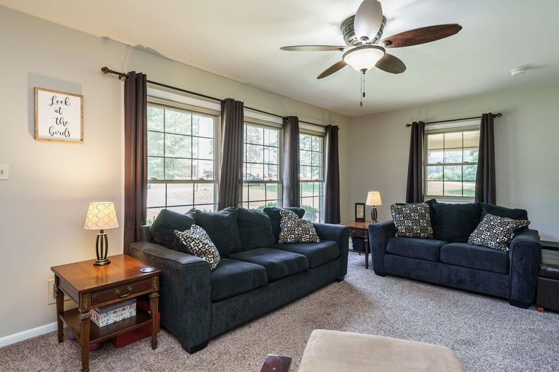 4315 Jessup Dr, Raleigh, NC 27603
