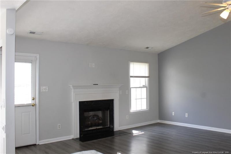 4316 Bishamon St, Hope Mills, NC 28348