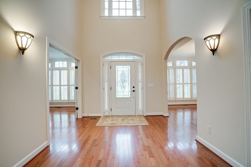 4316 Taylor Hall Pl, Chapel Hill, NC 27517