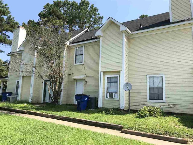 4317 Presley Ct, Raleigh, NC 27604
