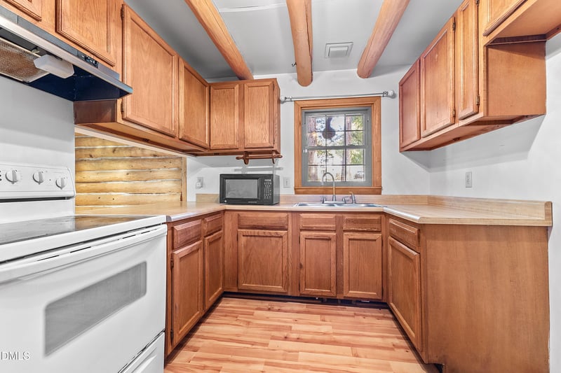 4317 Woodlawn Dr, Raleigh, NC 27616