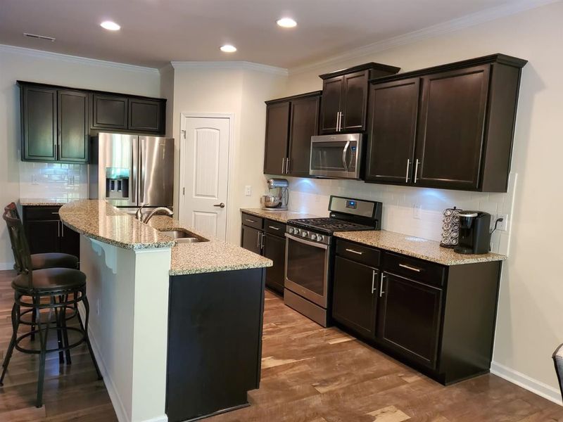 4318 Auburn Hills Dr, Raleigh, NC 27616