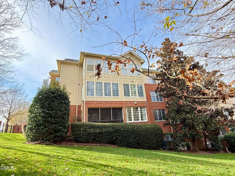 432 W Barbee Chapel Rd #432, Chapel Hill, NC 27517