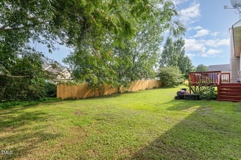 432 Barn View Ct, Fuquay Varina, NC 27526