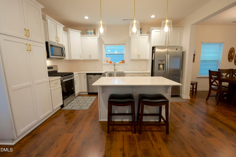 432 Bent Willow Dr, Clayton, NC 27527