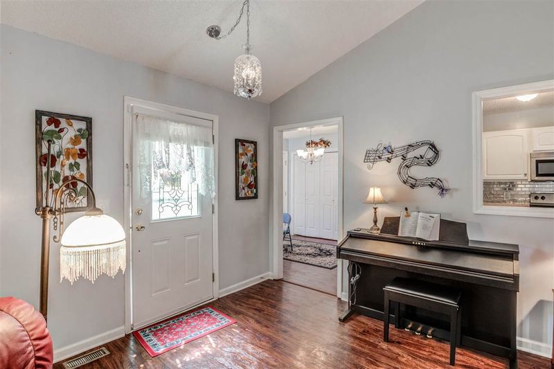 432 Cambridge Dr, Angier, NC 27501