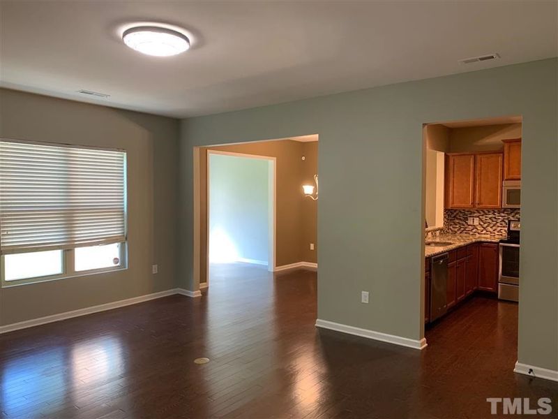 432 Chanson Dr, Cary, NC 27519