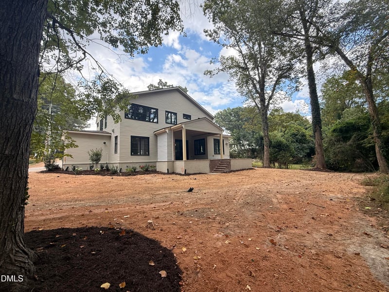 432 Emerson Dr, Raleigh, NC 27609