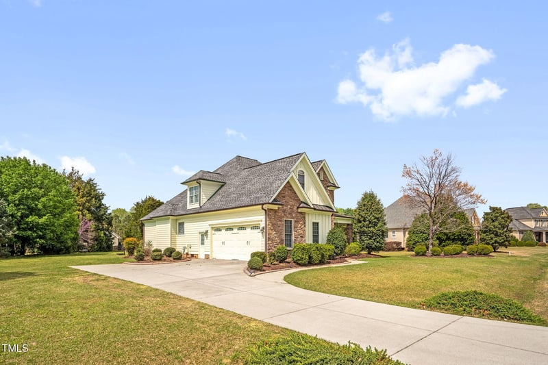 432 Kings Hollow Dr, Raleigh, NC 27603