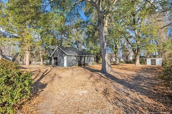 432 Morningside Dr, Fayetteville, NC 28311