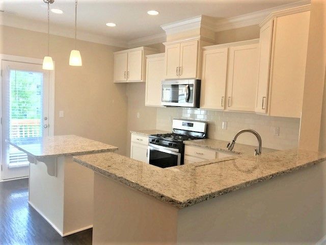 432 Oak Pine Dr #376, Apex, NC 27502