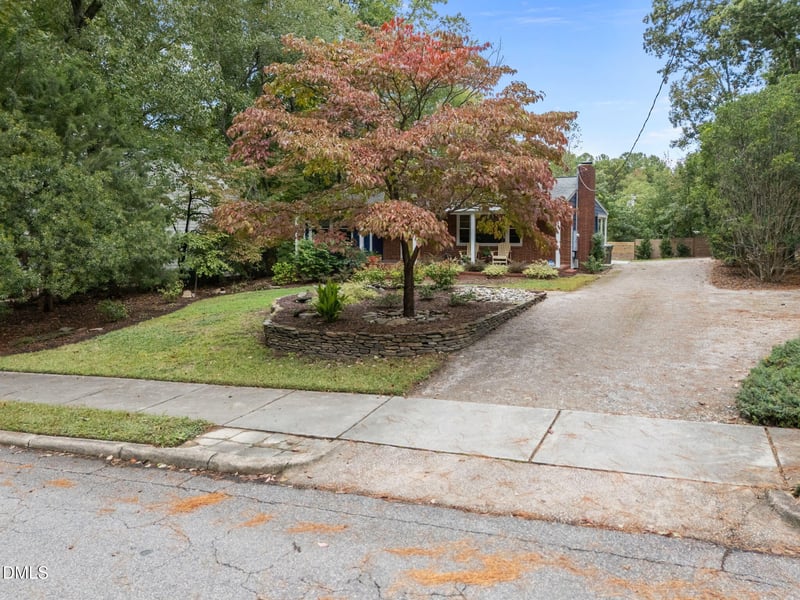 432 Park St, Cary, NC 27511
