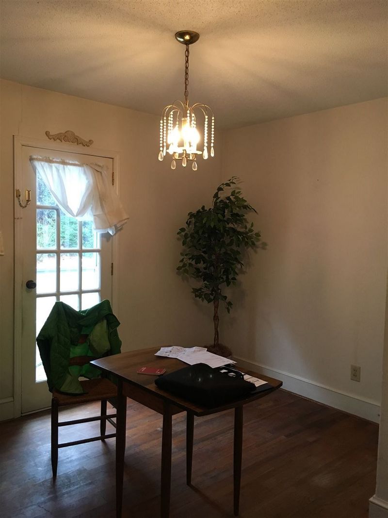 432 Raleigh View Rd, Raleigh, NC 27610