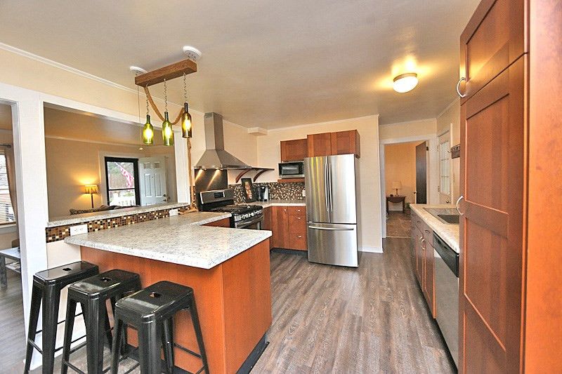 432 Ridgecrest Rd, Cary, NC 27511