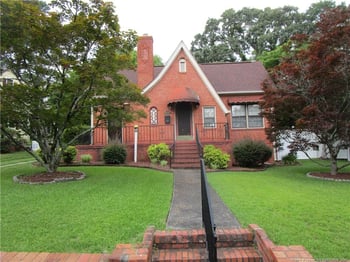 432 Rollingwood Cir, Fayetteville, NC 28305