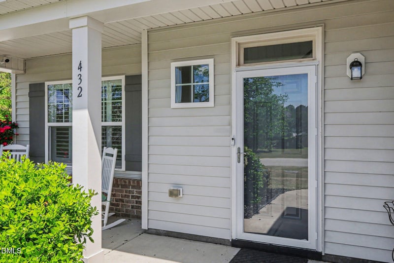 432 Seabring Ln, Raleigh, NC 27603